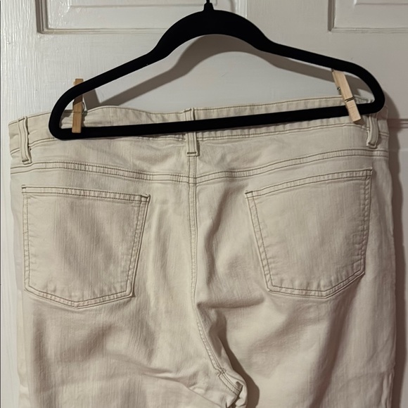 Eileen Fisher Women's Raw Hem Cream Ankle Jeans 5 Pocket Organic Size 16 - Picture 8 of 11